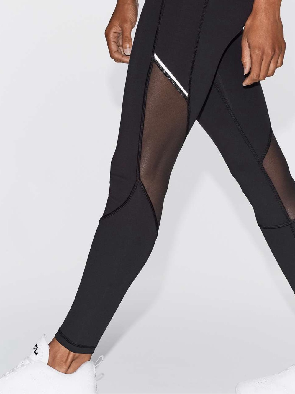 Lululemon Miles Ahead Tight 28” Black Size 4 NWT